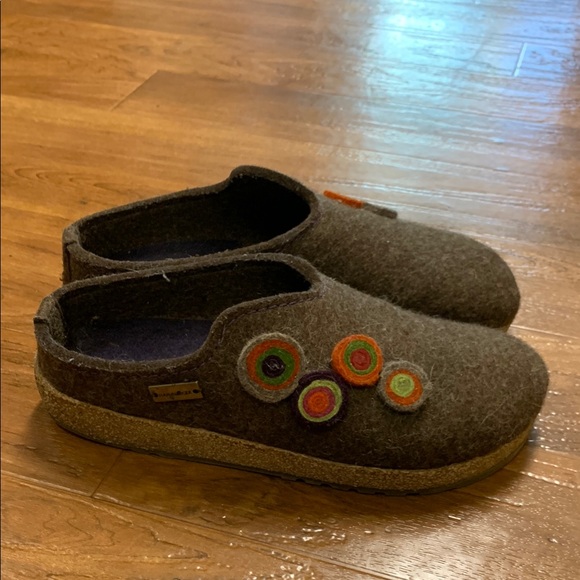 Haflinger clogs - Picture 1 of 9